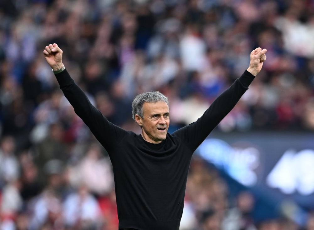 身造成极大 身造成极大